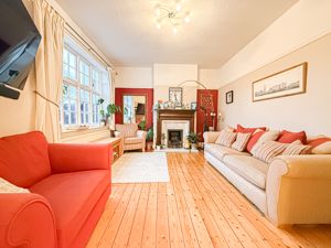 Photo 25- click for photo gallery